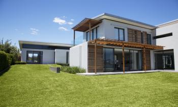 8 raisons d’adopter des maisons à toit plat !